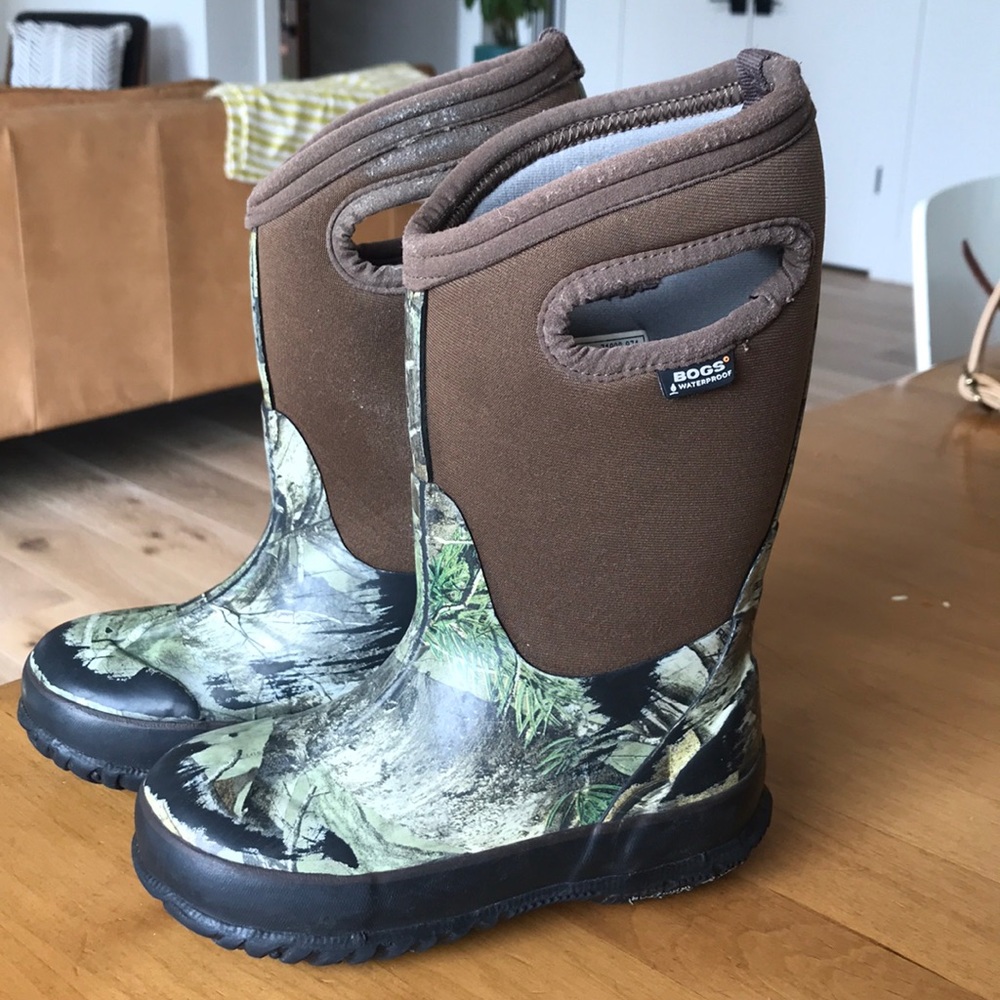 Boys Bogs Snow and Rain Boots with Handles